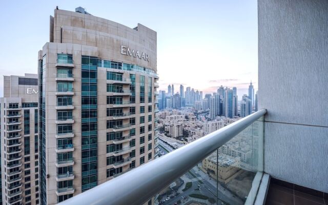 One Perfect Stay Studio Burj Al Nujoom