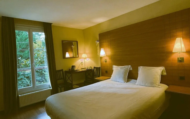 Hostellerie Du Lys - Hôtel & Restaurant