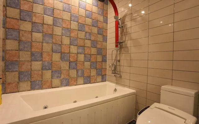 S Petite Hotel