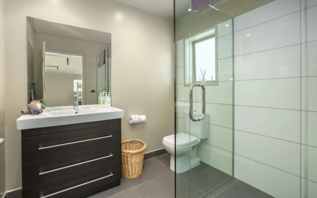 Paradise on Campbell