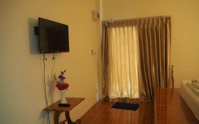 Chaofa Resort