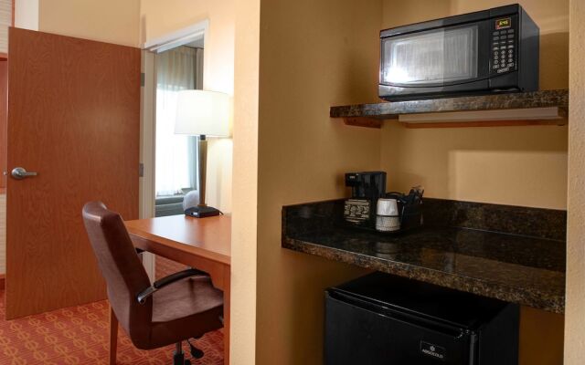 Fairfield Inn & Suites Atlanta Mcdonough