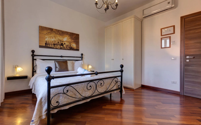 Little Rhome Suites