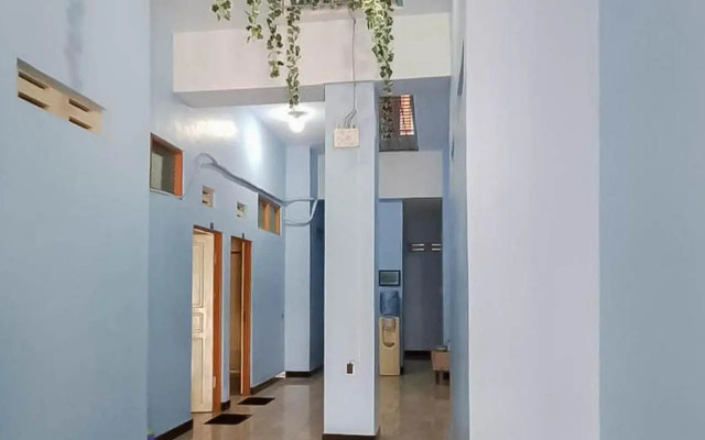 Guest House Syariah by RedDoorz