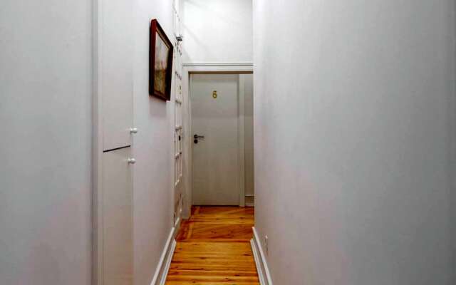 LeL Madalena GuestHouse