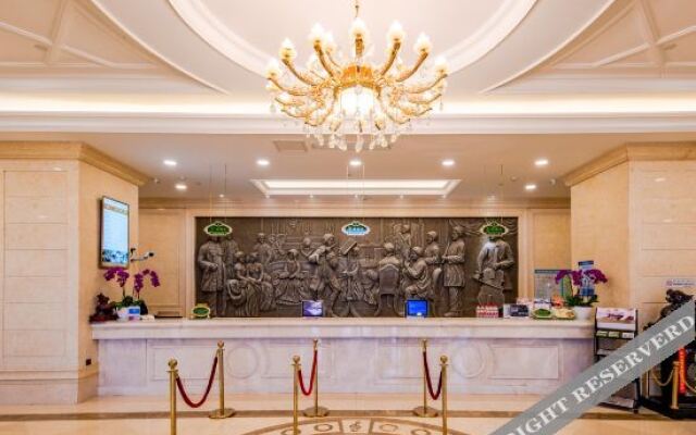 Vienna International Hotel (Huai'an Municipal Government Hexia Ancient Town)