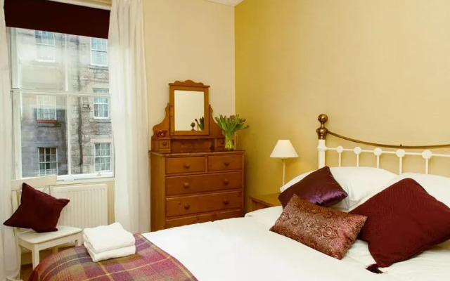 Edinburgh Art Apartments