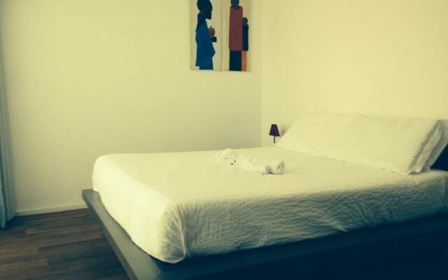 Mxp Rooms Guest House