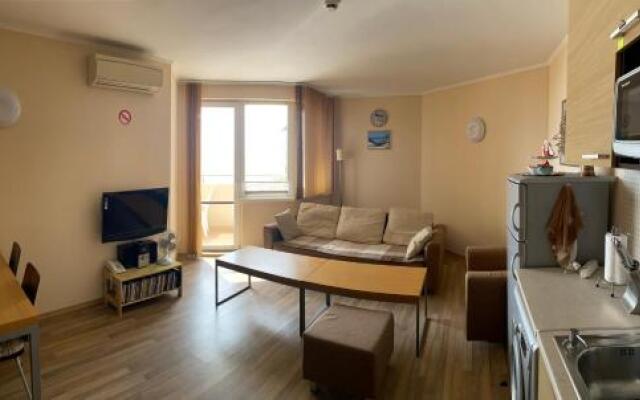 First Line Apartment at Obzor