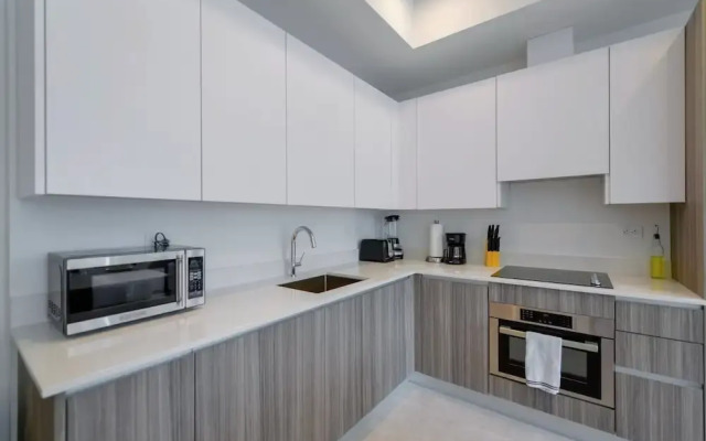 Brickell Heart Condo with Amazing Views