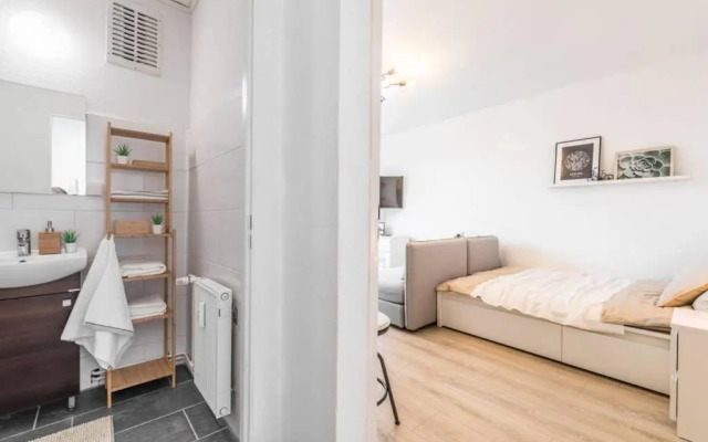 Sauber Und Modern, Netflix, Wifi, Leipzig Flair, Kuche