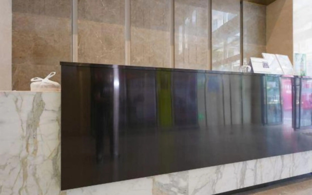 Qing shi guang apartment(greenland Central Plaza store)