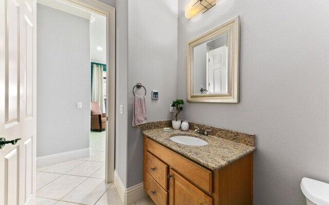 Rvh_374r Golden 6 Bedroom Home