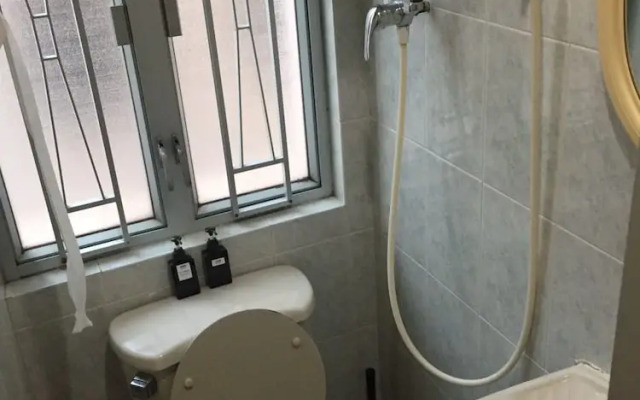 As 1 Hotel