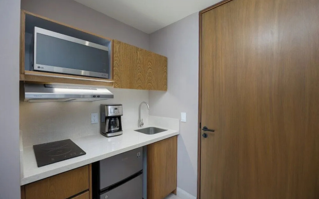 MIO Residences 306 Ab-2br
