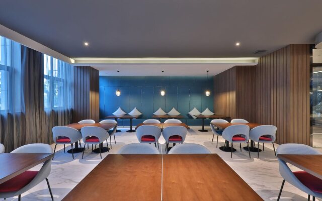 Orange Hotel Select Shanghai Pudong Airport Branch