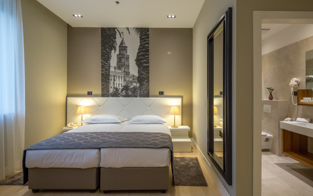Cornaro Hotel