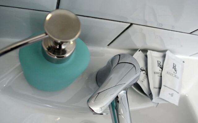 Approved Serviced Apartments Gorse Hill