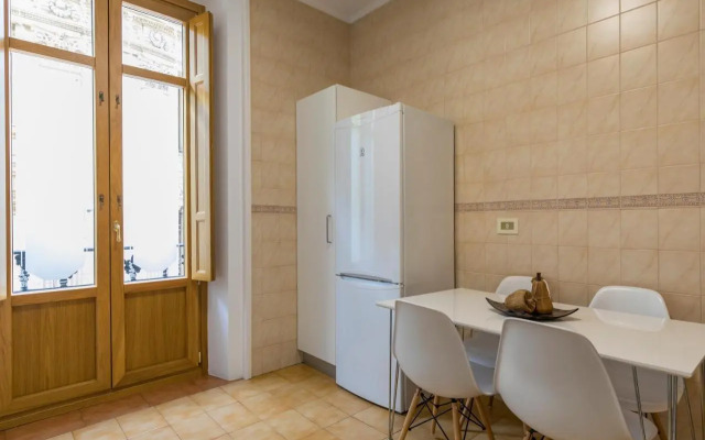 Gran Via 3 by Forever Rentals