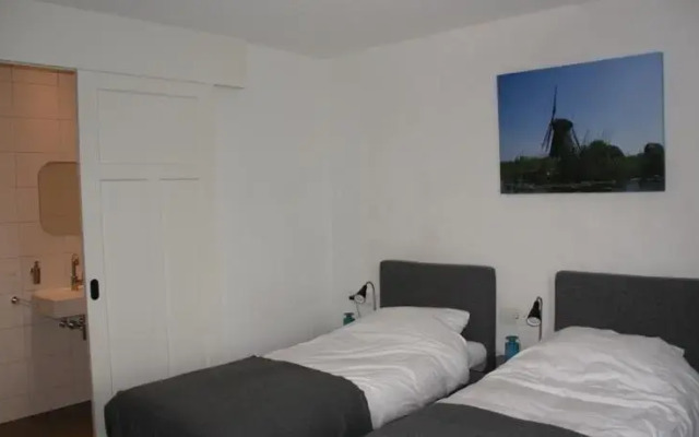 Bed & Breakfast 108