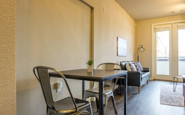 FRONTDESK West 7th District Apts Fort Worth