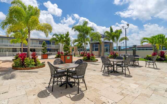 Quality Inn and Conference Center Tampa-Brandon