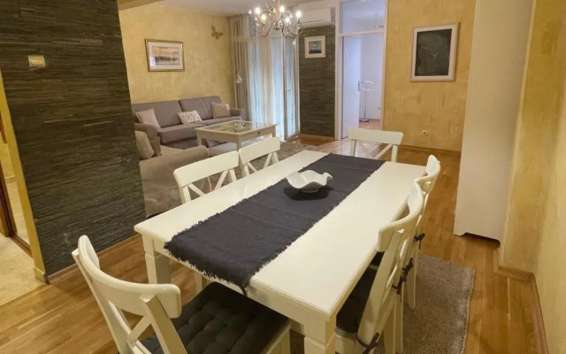 Apartment Center Bubi