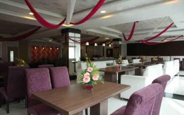 Pandit Mool Raj Residency