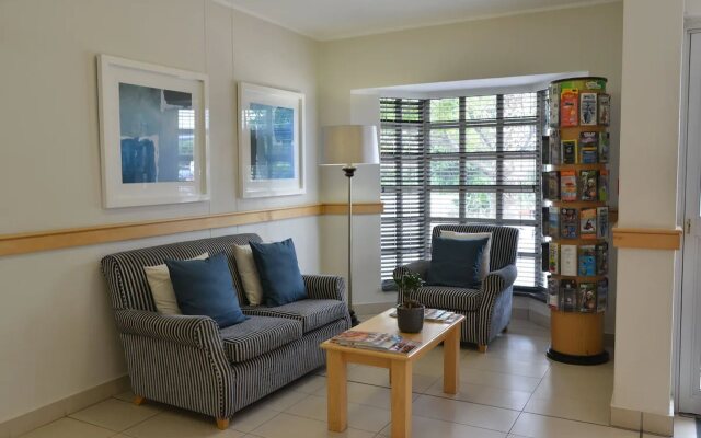 Road Lodge Cape Town International Airport