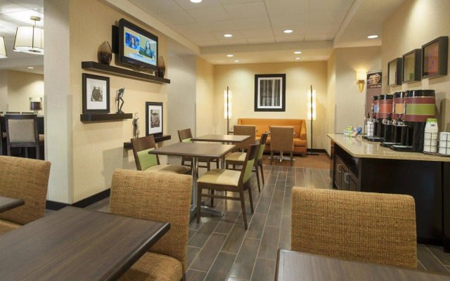 Hampton Inn Washington-Dulles Int'l Airport South