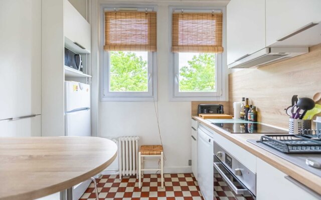 Nice Apartment for 4 Guests - Stade Chaban Delmas