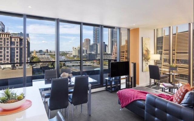 Aura on Flinders Serviced Apartments