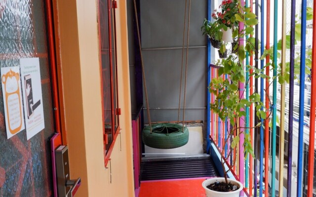 Winter Spring Homestay Center