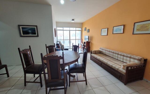 Apto 3Qts Cond. c/ piscina a 600m da Praia CEE202