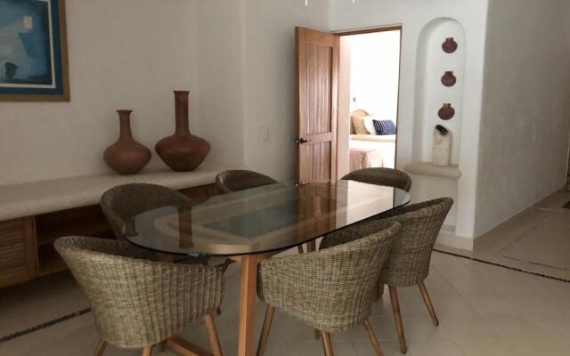 Las Villas Akumal  2B-11 by SkyRun