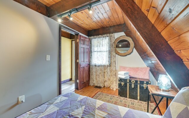 Walk to Ski Lift! Charming Hunter A-frame