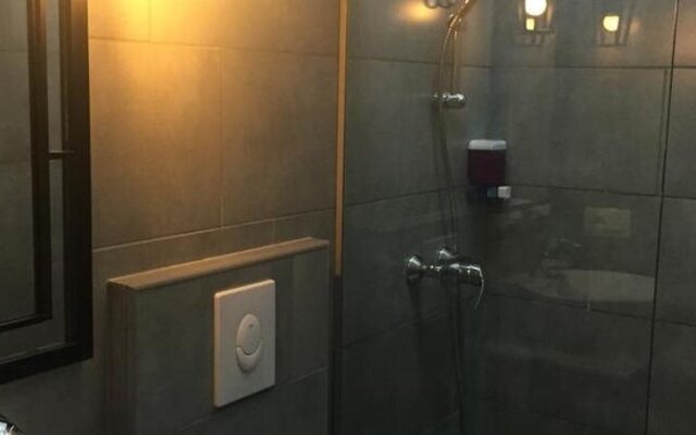 Hotel Antigone