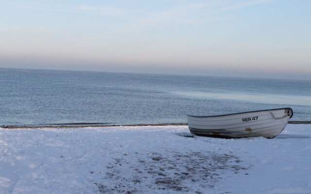Bungalow in Alt Bukow Near the Beach