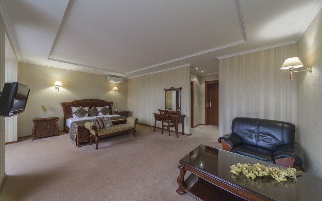 Hotel Kiev