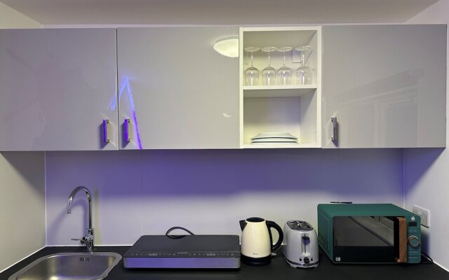 Beautiful 1 bed House in Edgware