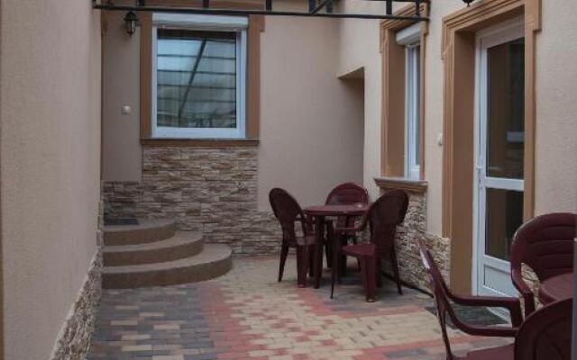 Harmonia Belvarosi Apartmanok