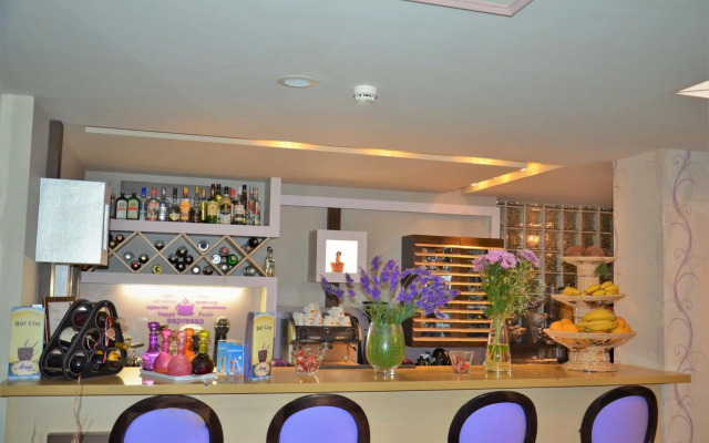 Areti Suites