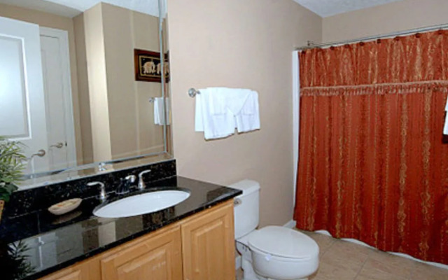 Colonnades 1202 - 3 Br condo