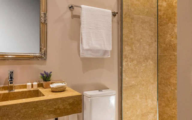 Imperial Luxury Apartment