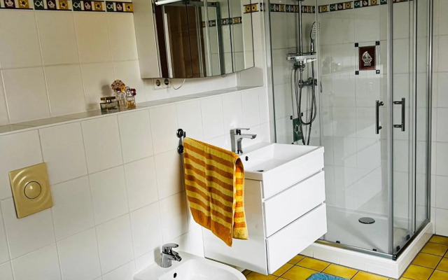 Exklusives Haus mit Garten