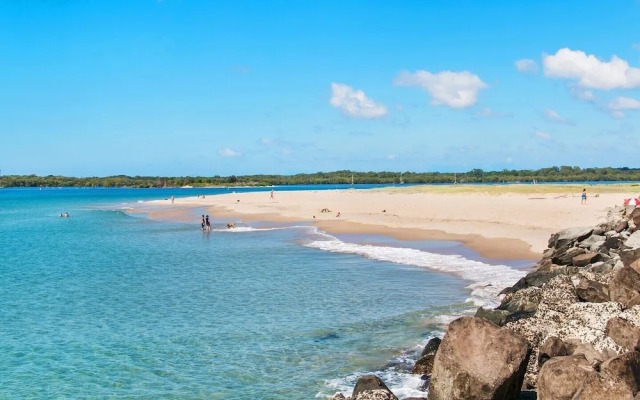 The Top Deck Retreat Ballina