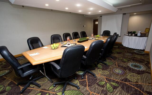Holiday Inn Peterborough-Waterfront, ON by IHG