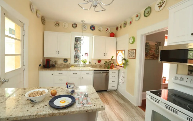 Division Street Suite