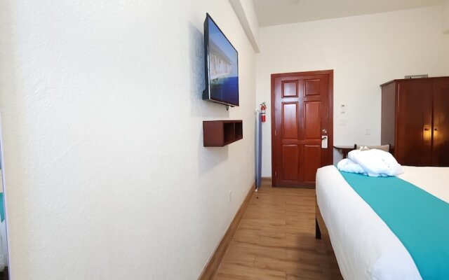 Voyager Sun & Reef Hotel
