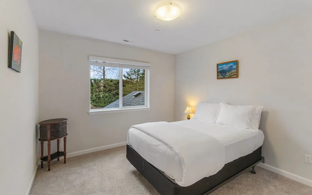 Serenity Shores in Kenmore